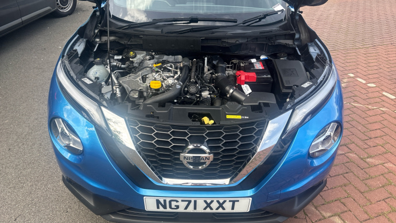 Nissan Juke 1.0 DiG-T 114 N-Connecta 5dr DCT Petrol Hatchback
